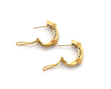 Load image into Gallery viewer, 18K Yellow Gold Princess Cut Emerald And Diamond Hoops
