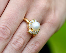 Load image into Gallery viewer, Pearl Ring Set With Pave Diamonds
