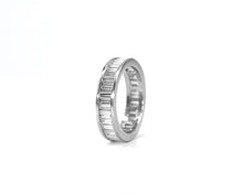 Load image into Gallery viewer, Straight Baguette Cut Diamond Eternity Band