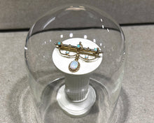 Load image into Gallery viewer, Vintage 14K Yellow Gold Opal Brooch