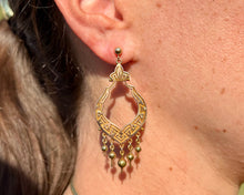 Load image into Gallery viewer, Antique Victorian Yellow Gold Earrings