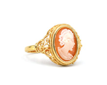 Load image into Gallery viewer, 18k yellow gold Cameo Ring