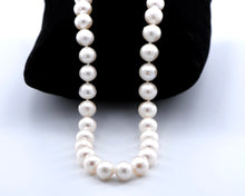 Load image into Gallery viewer, Baroque Pearl Strand Necklace