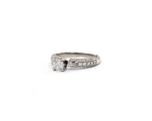 Load image into Gallery viewer, Round Diamond Engagement Ring