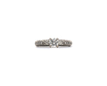 Load image into Gallery viewer, Round Diamond Engagement Ring
