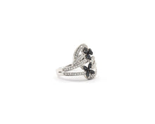 Load image into Gallery viewer, Black and White Diamond Ring