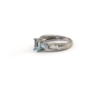Load image into Gallery viewer, 14K white gold and Aquamarine ring