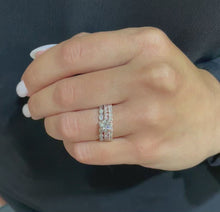 Load and play video in Gallery viewer, 14K Rose Gold Engagement Ring Set With Round Brilliant Cut GIA Certified Diamond