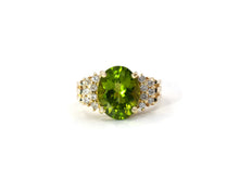 Load image into Gallery viewer, Peridot and Diamond Ring