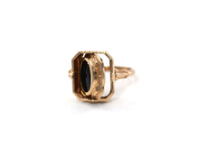 Load image into Gallery viewer, Vintage Signed ESEMCO 10K Yellow Gold Flip Ring With Onyx And Cameo