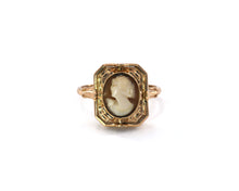 Load image into Gallery viewer, Vintage Signed ESEMCO 10K Yellow Gold Flip Ring With Onyx And Cameo