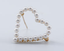 Load image into Gallery viewer, Vintage Pearl Heart Pin
