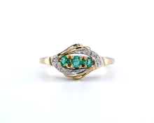 Load image into Gallery viewer, Vintage Style 14K Two Tone Gold Emerald And Diamond Ring
