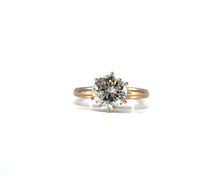 Load image into Gallery viewer, Vintage 2.65CT Round Brilliant Cut Diamond Solitaire Engagement Ring

