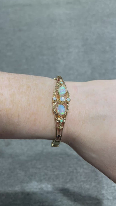 Vintage 14K Yellow Gold Opal Bangle Bracelet