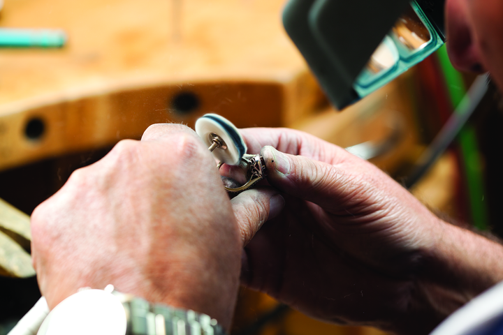 Guy Edward Family Jewelers offers full service jewelry repair in-house: ring sizing, stone setting, rhodium plating, polishing, redesign, and more. We combine old school hand craftmanship with a state of the art laser to provide unbeatable quality.