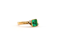Load image into Gallery viewer, Emerald and Diamonds Ring
