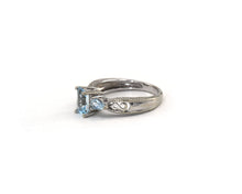 Load image into Gallery viewer, 14K white gold and Aquamarine ring
