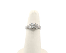 Load image into Gallery viewer, Estate Diamond Engagement Ring
