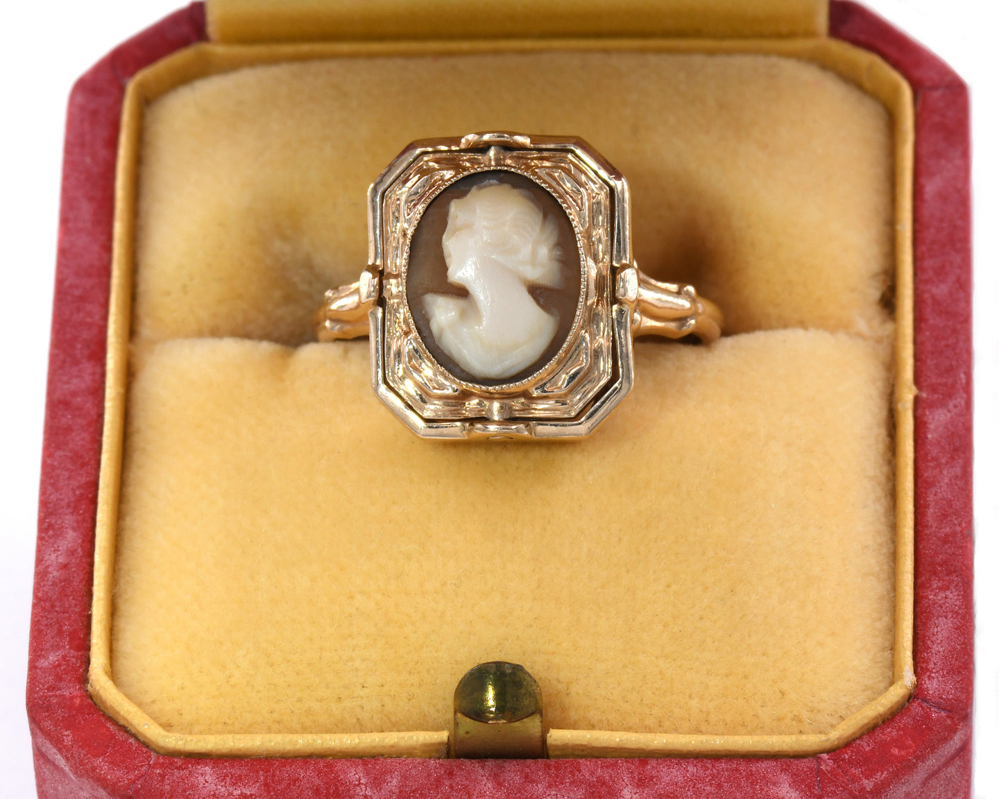 Vintage Signed ESEMCO 10K Yellow Gold Flip Ring With Onyx And Cameo