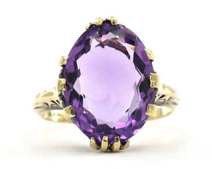 Vintage 14K yellow gold and Amethyst ring.